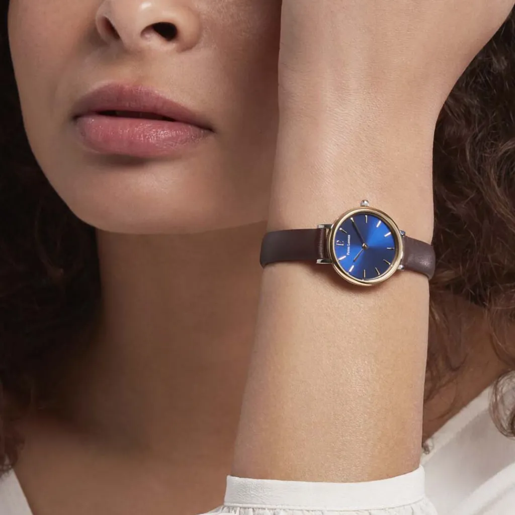 PIERRE LANNIER Montre Nova Bleu cadran argenté fond bleu bracelet cuir brun