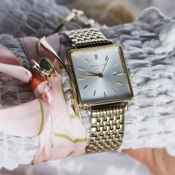 ROSEFIELD Montre The Boxy Blanc cadran doré fond blanc bracelet acier doré Clearance