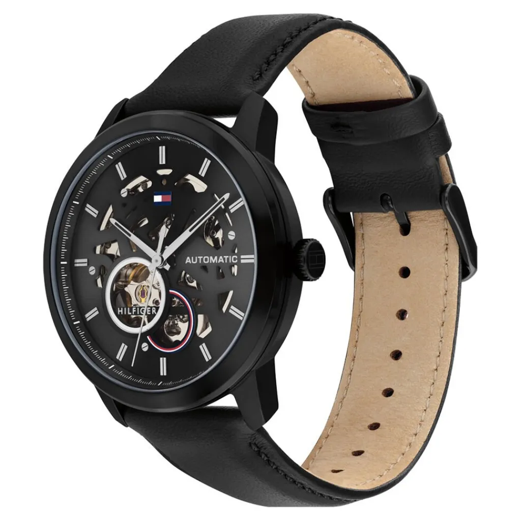 TOMMY HILFIGER Montre Henry Auto Noir cadran noir fond noir bracelet cuir de veau noir Hot