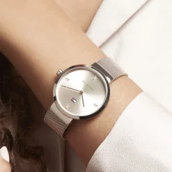 TOMMY HILFIGER Montre Liberty Doré Rose Sale