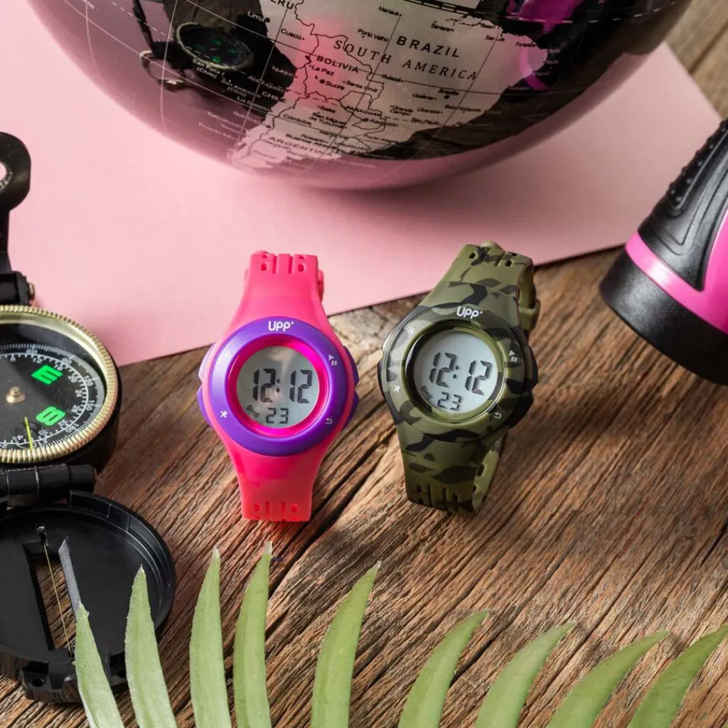 UPP Montre Cosmic cadran rose bracelet synthétique rose New